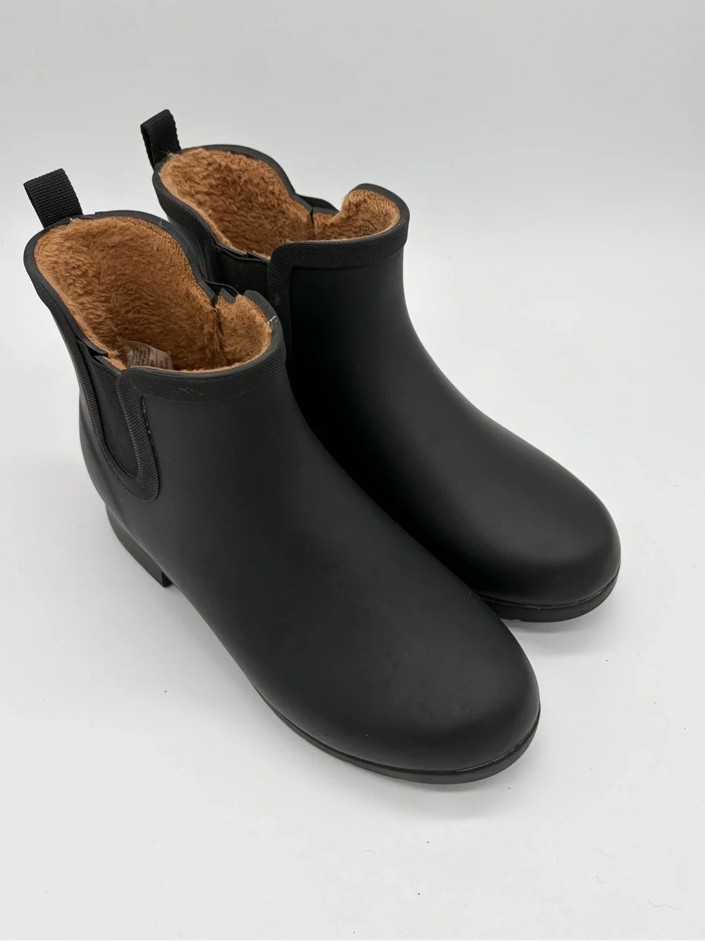 chooka Black Chelsea Rain Boots with Tan Faux-Fur Lining